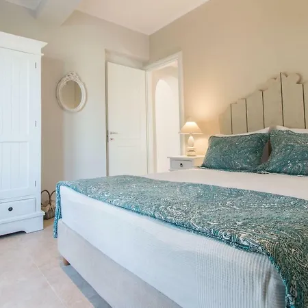 Naxos Gratsias Retreats - Seaview Luxury Escape
