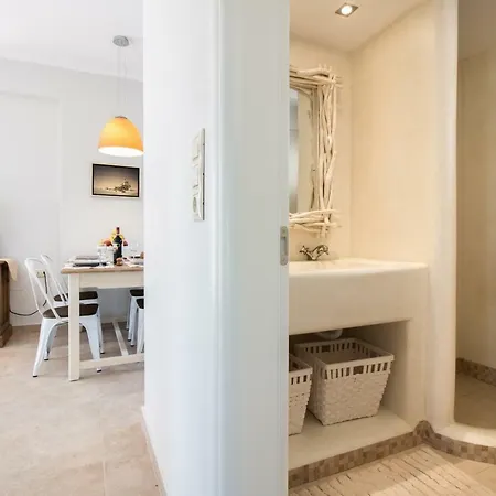 Naxos Gratsias Retreats - Seaview Luxury Escape *