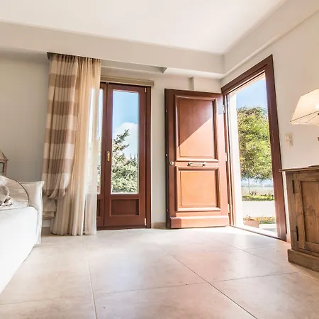 Gratsias Luxury Naxos Apartman Sztelída