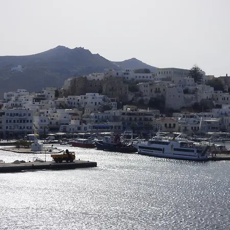 公寓 Gratsias Luxury Naxos *